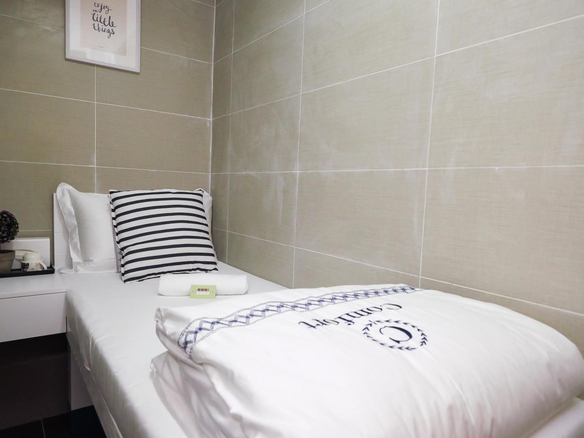 Hostel Tst Гонконг Номер фото